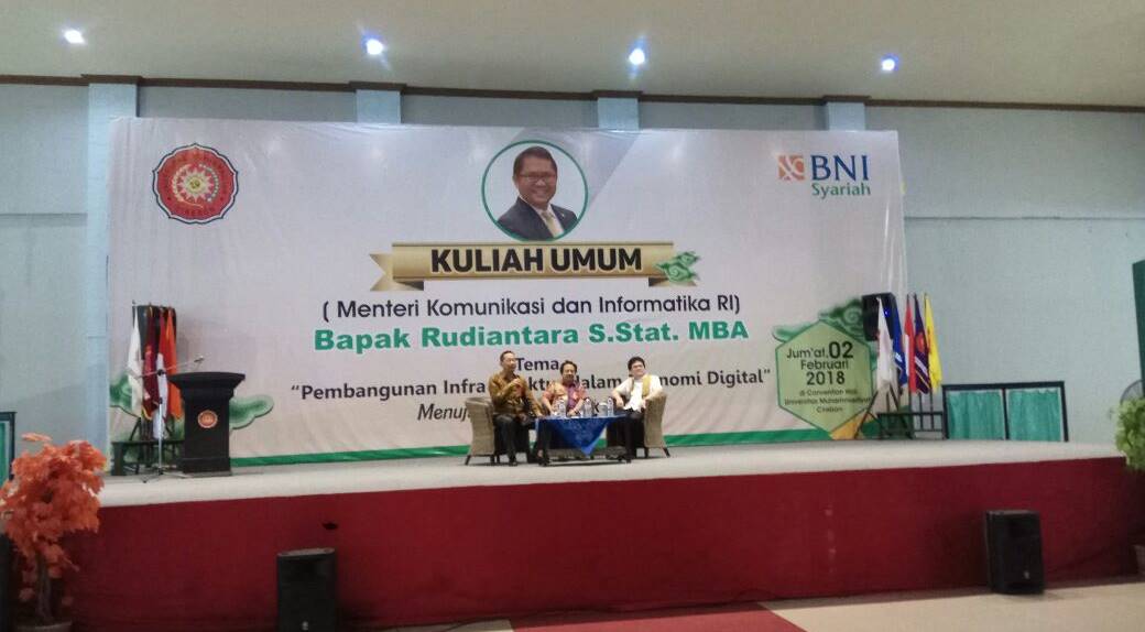 Kuliah Umum "Pembangunan Infrastruktur dalam Ekonomi Digital" di Universitas Muhammadiyah Cirebon